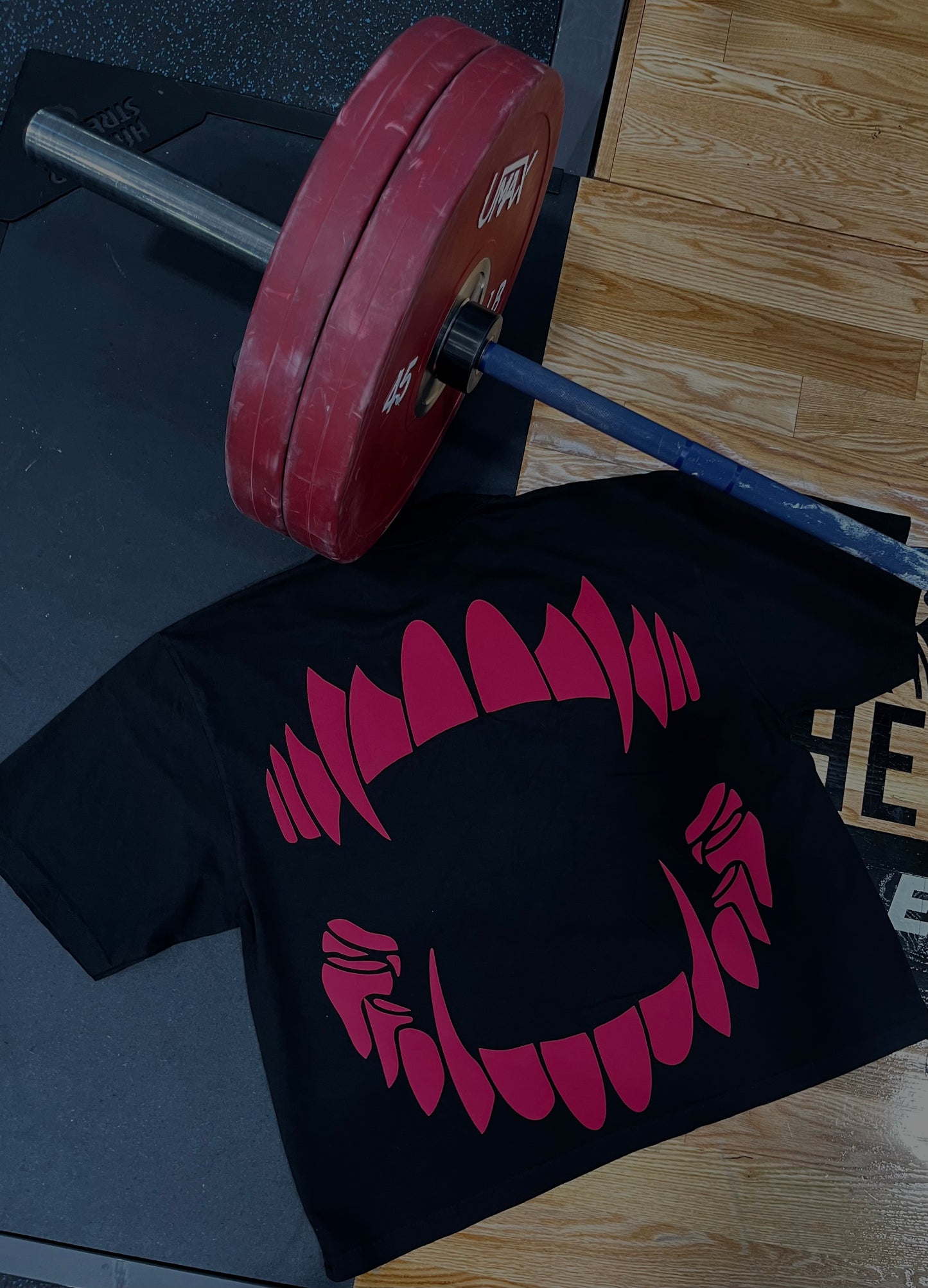 Oversized Box Tee VAMP TEETH Red